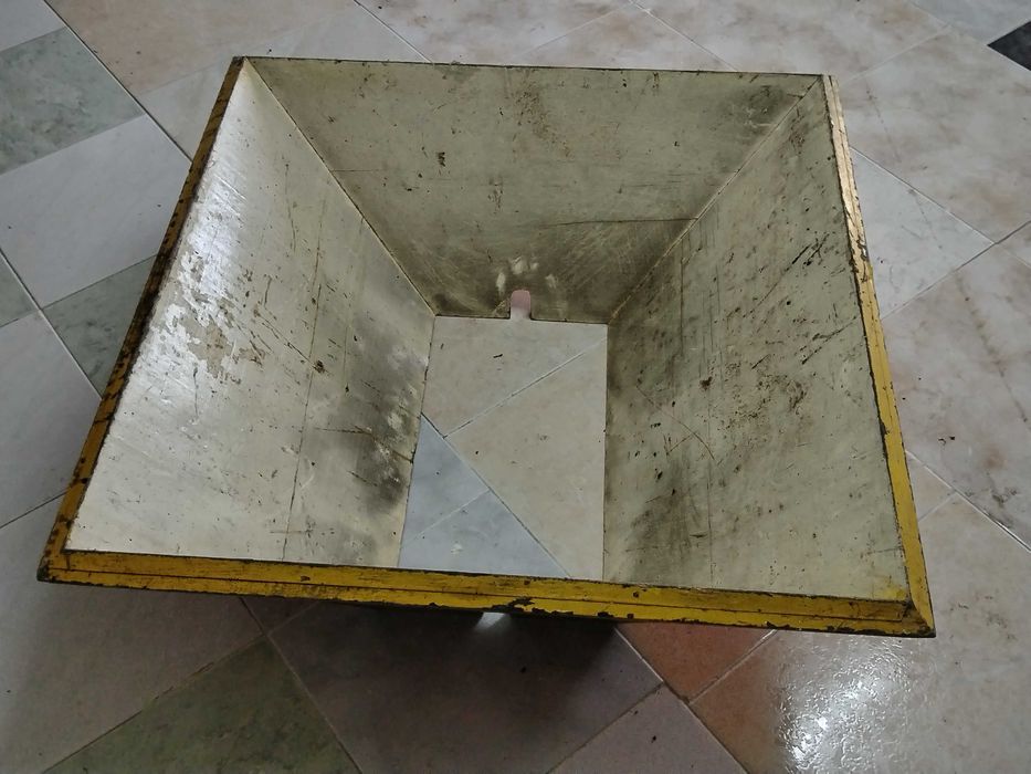 Espremedor eléctrico para uvas