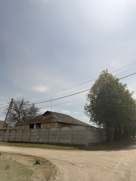 Продам бувший дитячий садок. Можна для будинку, бізнесу. 240кв м