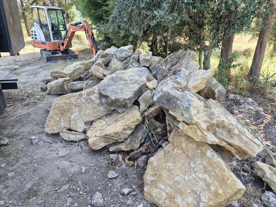 Vendo lages/pedra para obras jardim
