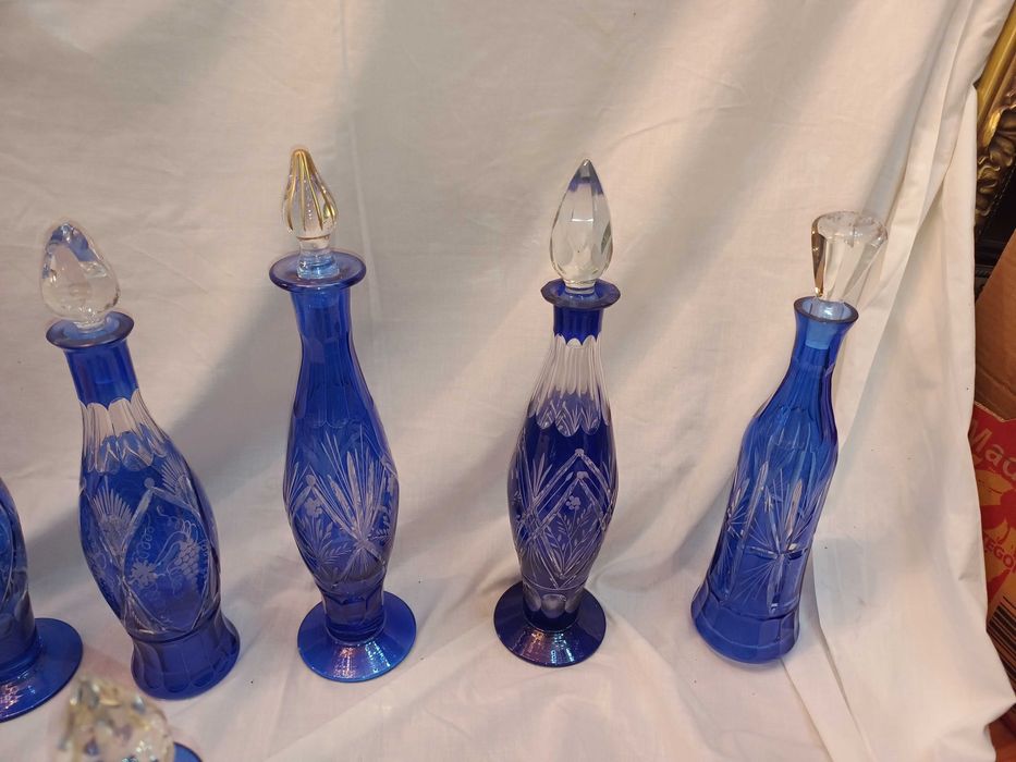 Garrafas Azuis Lapidadas