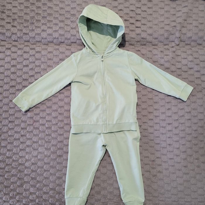 Костюм hm 86 розміру