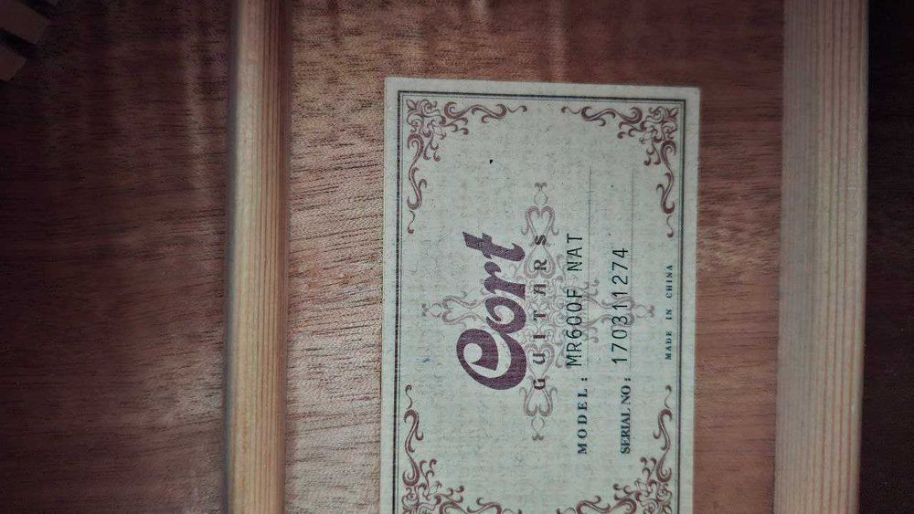 Продам Cort MR600F електро-акустична, вживана, у дуже хорошому стані