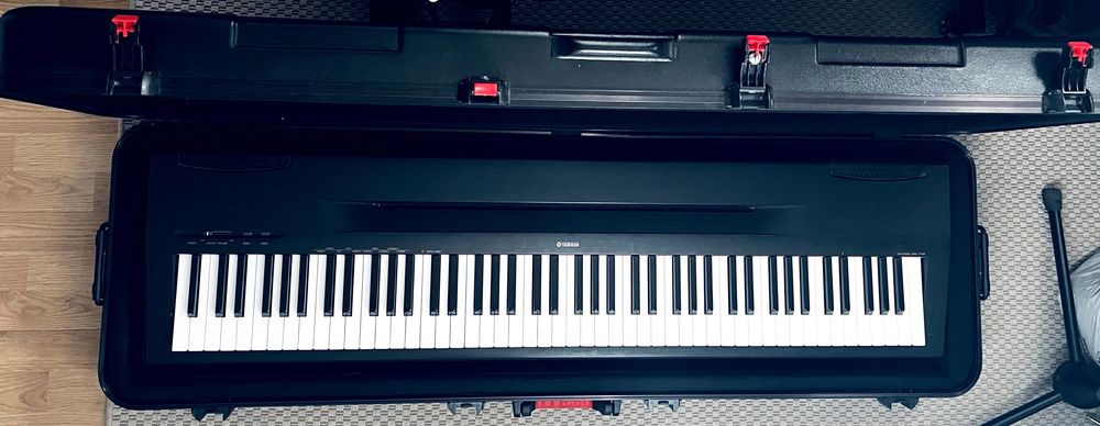 Gator GTSA-KEY88 ATA 88 Note Keyboard Case with Wheels