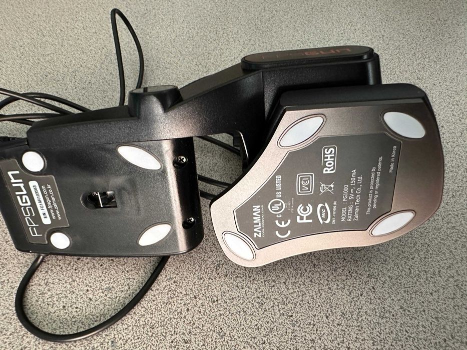 Zalman FG1000 FPSGUN gaming mouse.