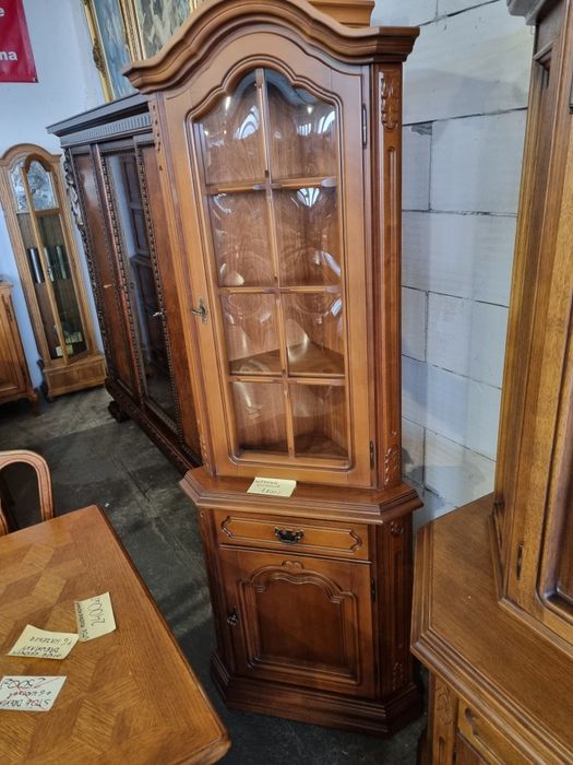 witryna dębowa rogowa