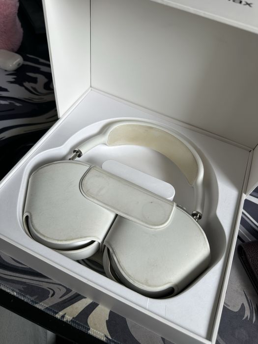 AirPods Max używane