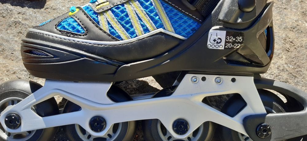 Rolki oxelo- nowe . Rozmiar regulowany 32-35