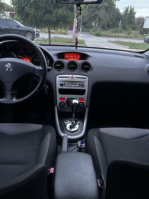 Peugeot 308 продам