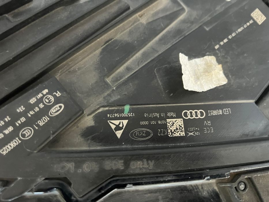 Фари Q8 4m8 ful led matrix