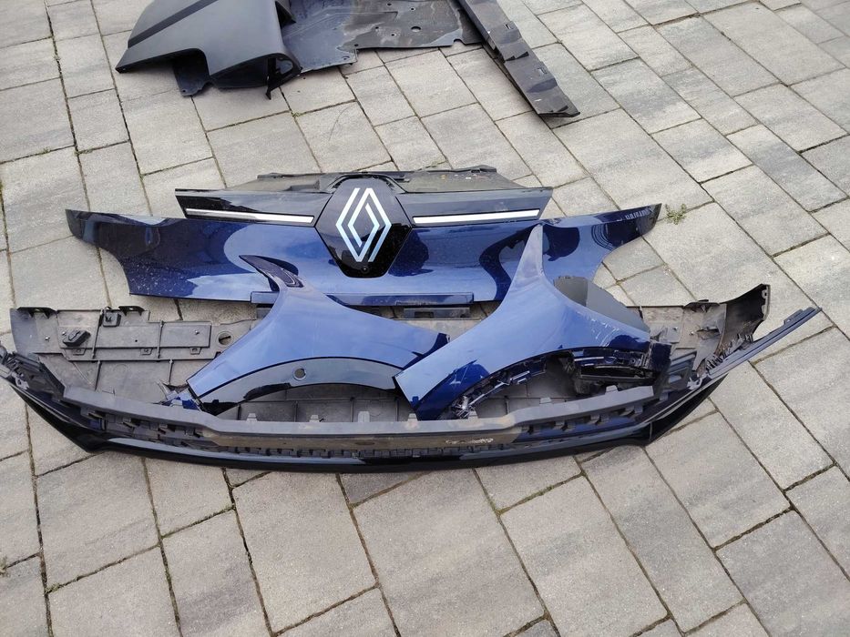 Sprzedam zderzak przód do megane 4 E-tech zderzak przód