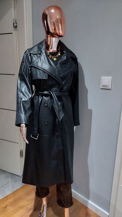 Długi płaszcz eko skóra Bershka xs s