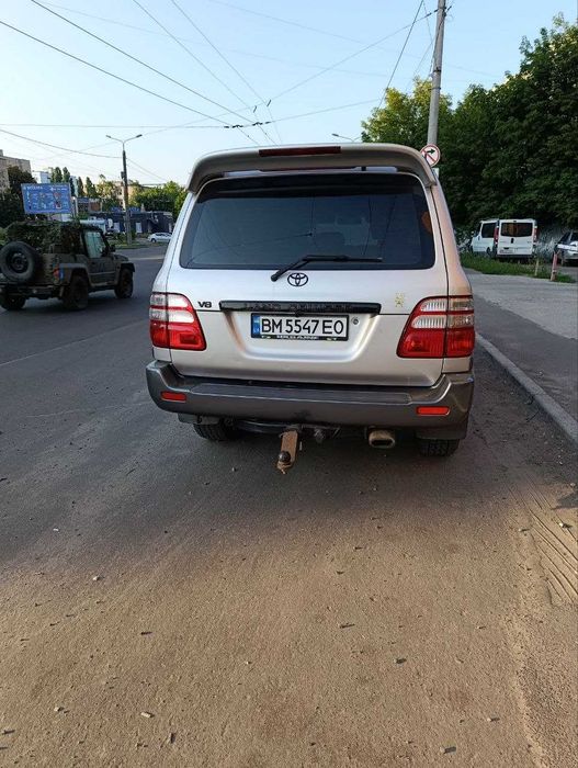 Toyota Land Cruiser 100 4.7 газ/бензин 2004 рік