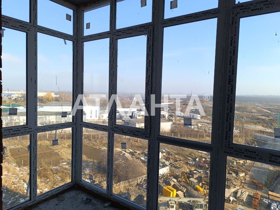 2-кімнатна  на 4- му поверсі, в ЖК Сусіди, здано!