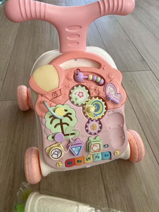 Kreatywny chodzik pchacz  3w1 stolik i tablica