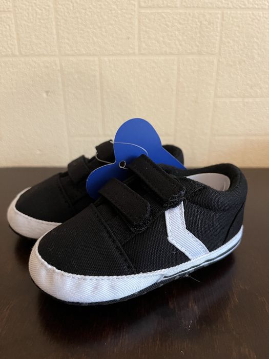 Дитяче взуття, пінетки