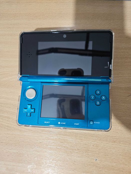 Nintendo 3ds w dobrum stanie sprawna