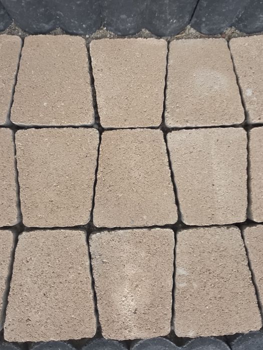Kostka brukowa mala