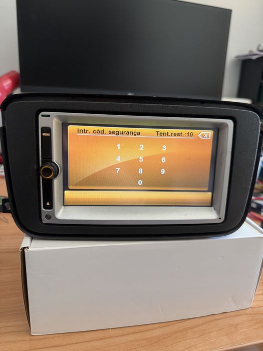 Radio Bosch Smart 451 Avariado