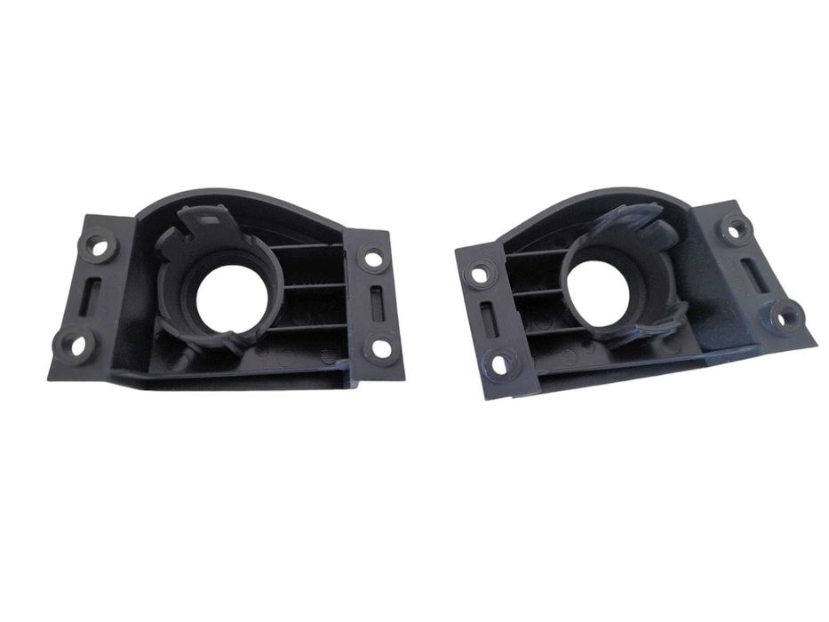 Maserati QUATTROPORTE V LIFT - gniazdo czujnika parkowania PDC grill