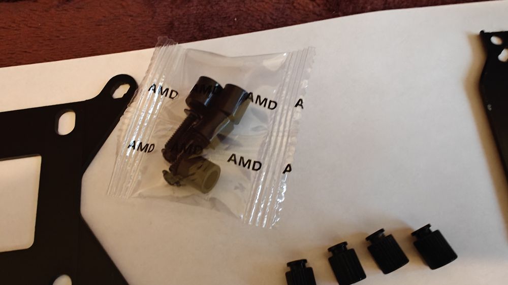 Arctic Liquid Freezer II 240  chłodzenie wodne