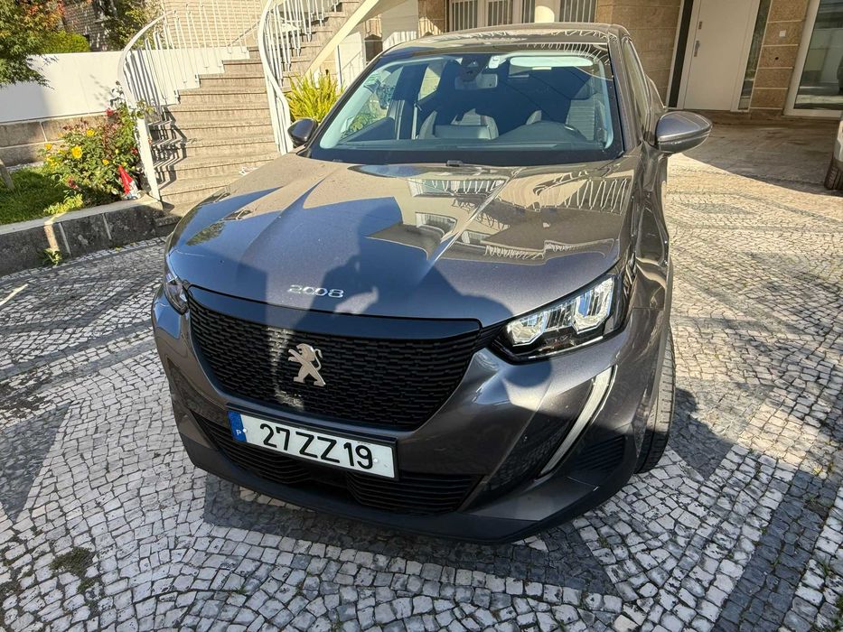 Peugeot 2008 1.2 PureTech Active, 2020 apenas 60000 km