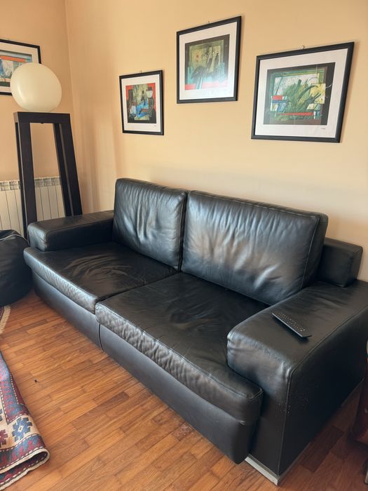 Sofá Preto em Pele 220x100cm