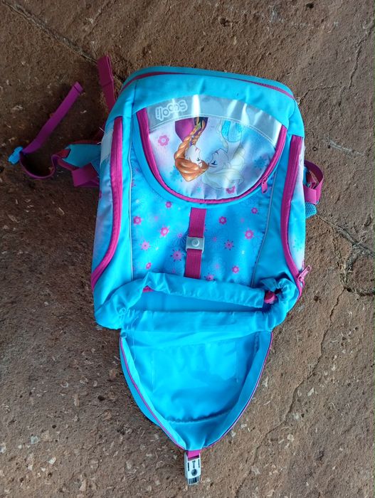 Vende se mochila para criancas