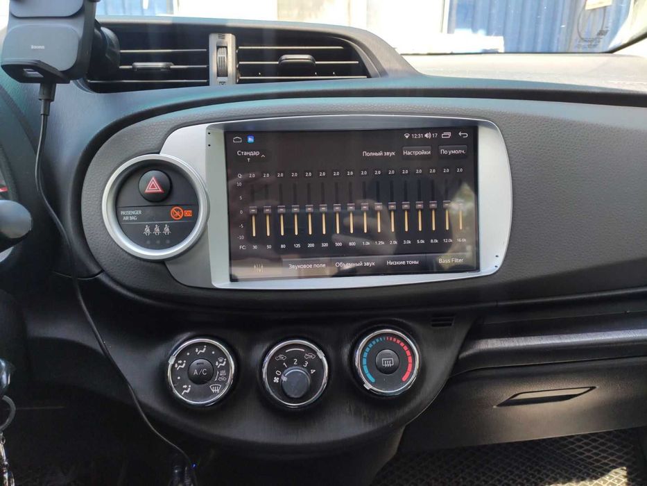 Штатная Магнитола Toyota Yaris 4GB/64GB QLED процессор 8 ядер