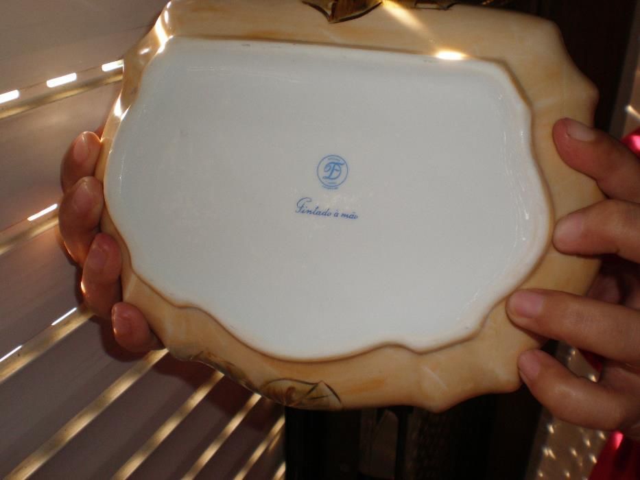 centro de mesa com castiçais pintado a mão