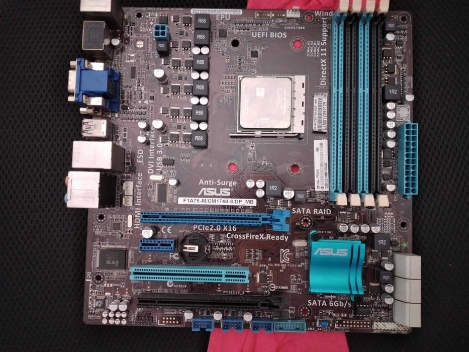 Asus F1A75-M/CM1740/DP MB