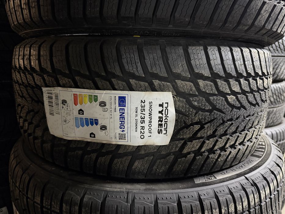 Зимові шини 4шт 235/35R20 92W XL Nokian SNOWPROOF 1