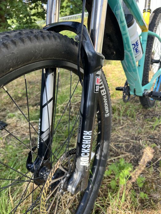 rock shox sektor - купити велозапчастини - Ціна на OLX.ua