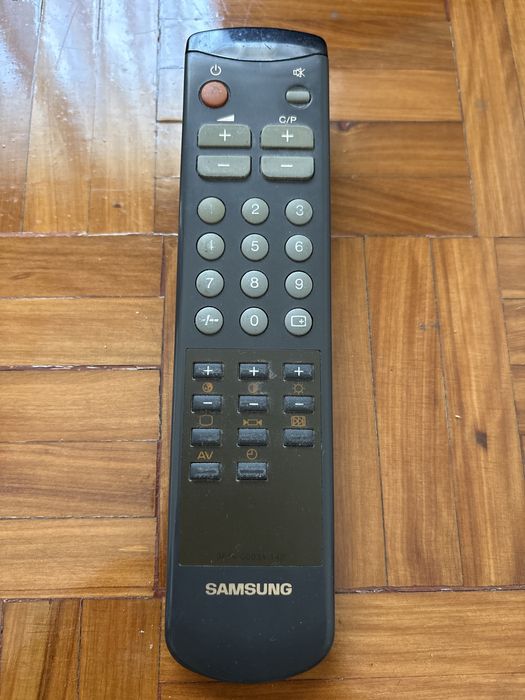 Samsung CRT 20 polegadas