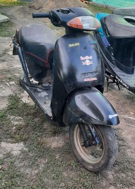 продам скутер хонда або розбор