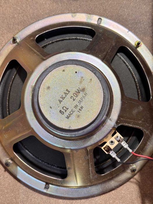 Kolumny Akai SW-T55 świetne do lampy warto