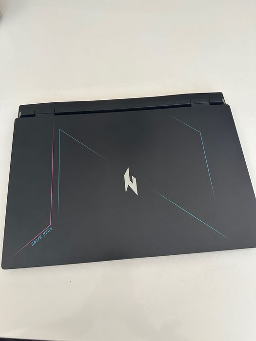 Ноутбук Acer Nitro 17 (модель N17-51)