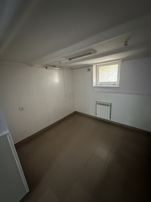 Продам комерційну нерухомість в центрі міста