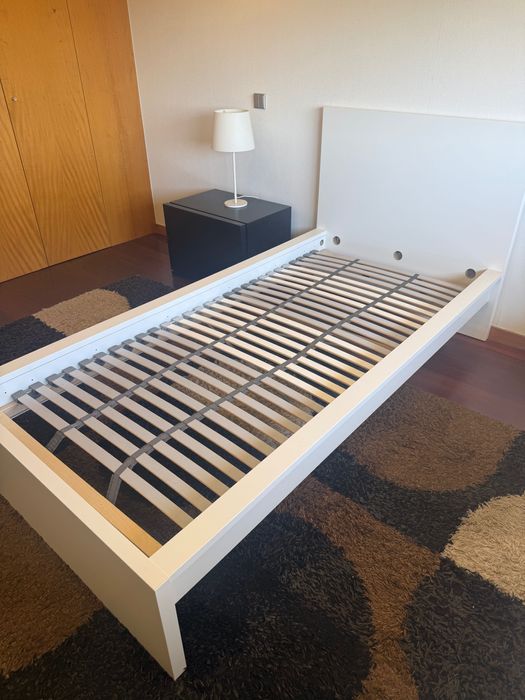 Cama de Solteiro