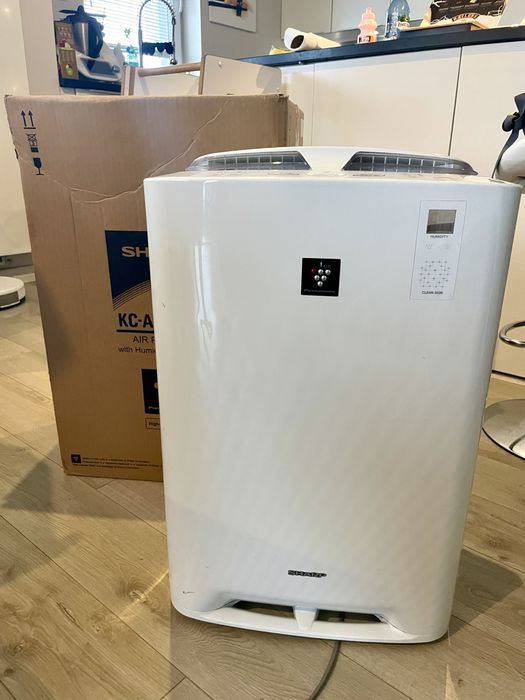 Nawilżacz i oczyszczacz powietrza Sharp KC-A60EUW z funkcją jonizacji