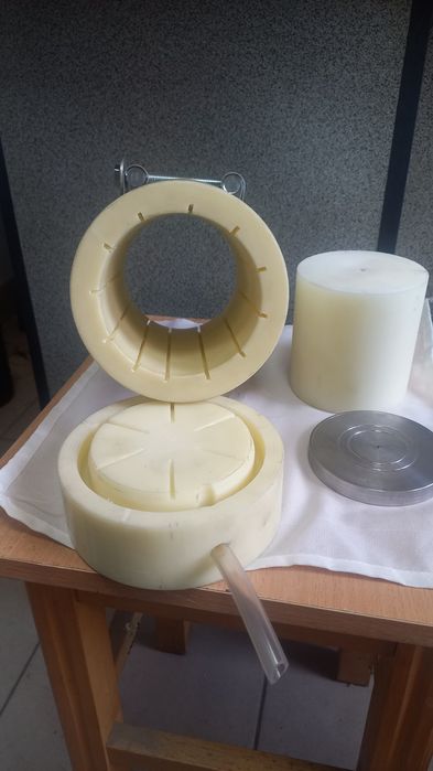 Бочечка капролонова для маслопресу