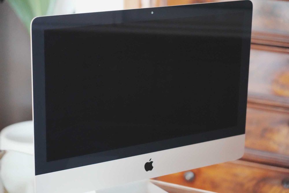 iMac 21.5" (2012) | i5 2.7GHz | 8GB RAM | HD 1TB