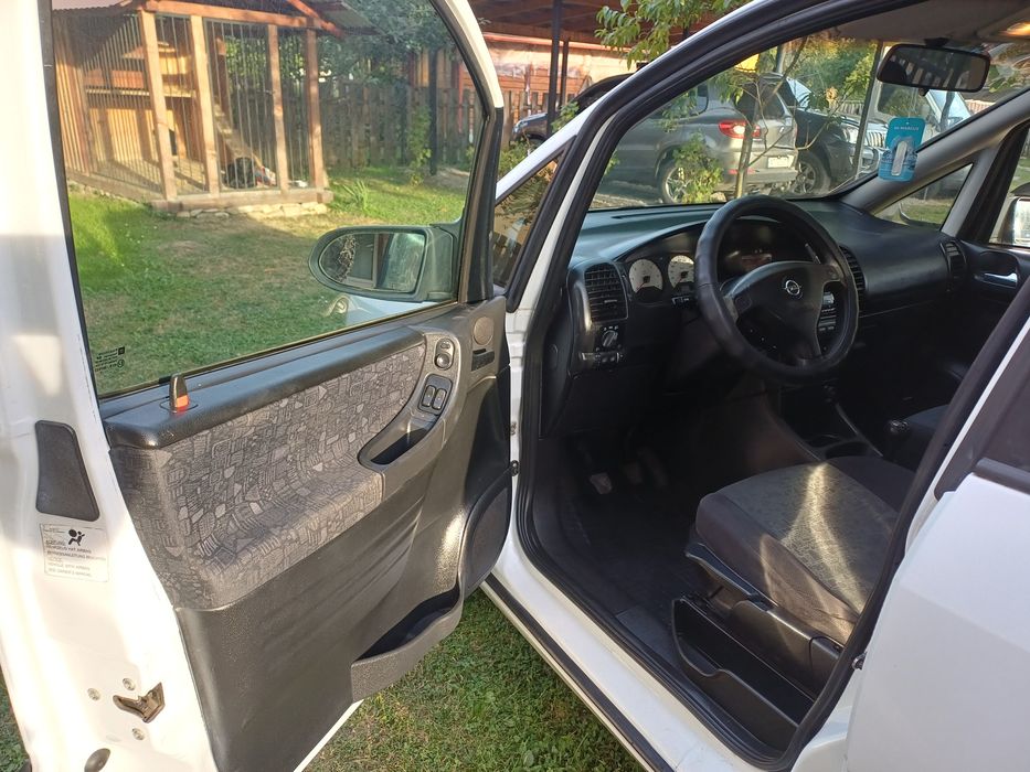 продам на ходу OPEL ZEFIRA 2.0 TDI 2000.р.