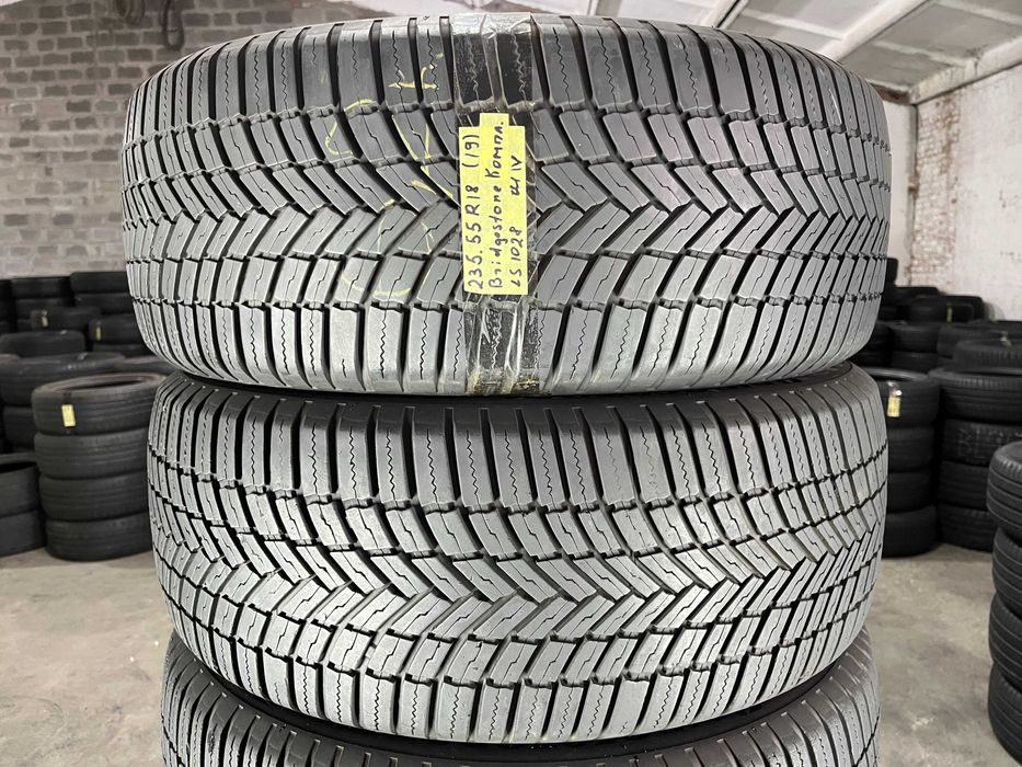 LS1028 Всесезонні шини 235/55r18 Bridgestone WeatherControl A005 р18