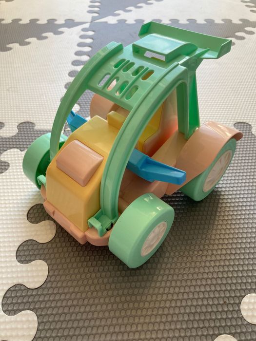 autko samochodzik dla dziewczynki pastelowe kolory