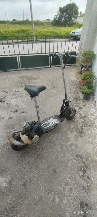 Trotinet  Gasolina Eléctrico