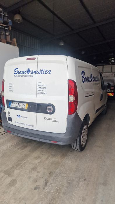Fiat doblo maxi 5 portas 240000 mil km comprimento 2.10