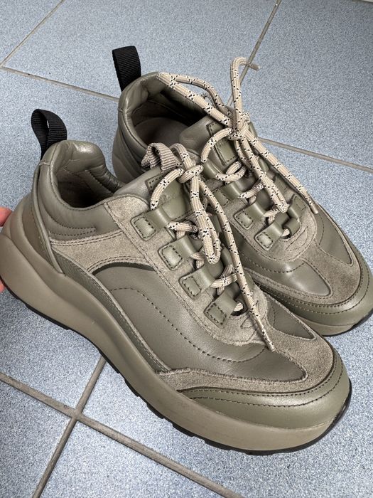 Кросівки жіночі Massimo Dutti