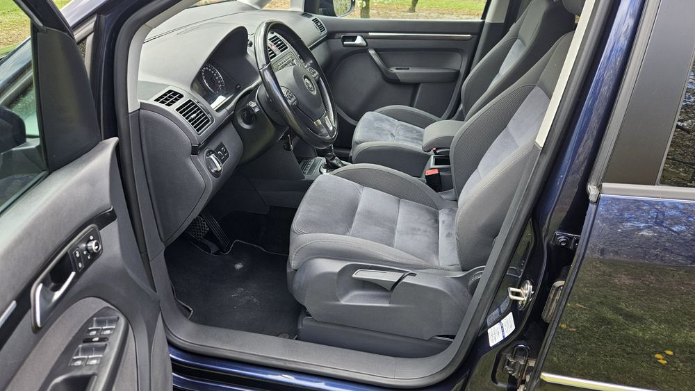 Piękny Touran 1.6 automat super stan z Niemiec