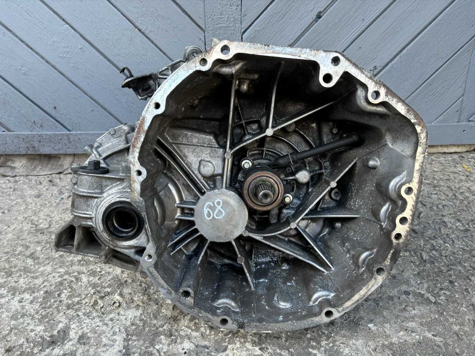 КПП коробка передач Nissan Qashqai J10 2.0 DCI
