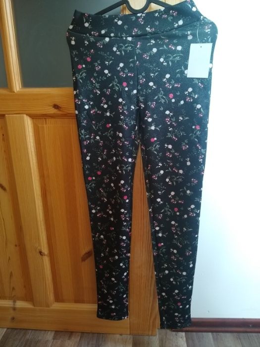 Leginsy, nowe, z metką, efekt połysku, C&A, rozm. XS